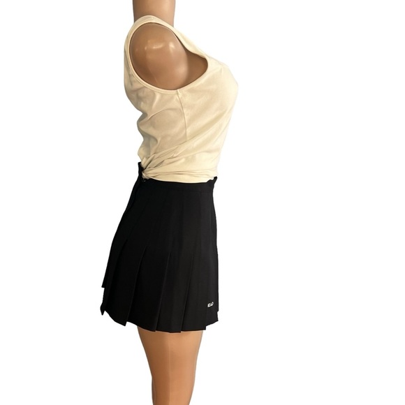 3/$30 🍂 Head Sportswear Vintage Black Pleated Mini Skirt - Picture 4 of 7